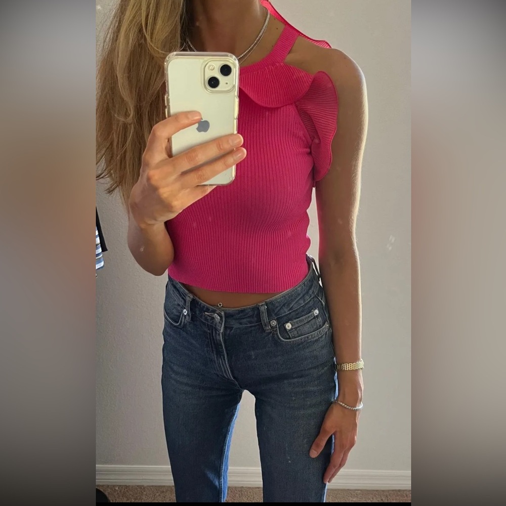 Zara Pink Ruffled top - Picture 6 of 6